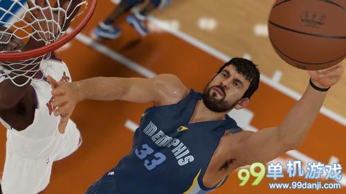 《NBA2K15》新宣传 金发美女主持加盟游戏