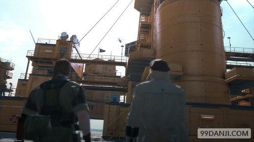 《合金装备5》TGS2014演示 陪妹子打野战
