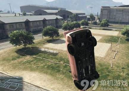 GTA5飞车进入军事基地抢战斗机方法教程指引