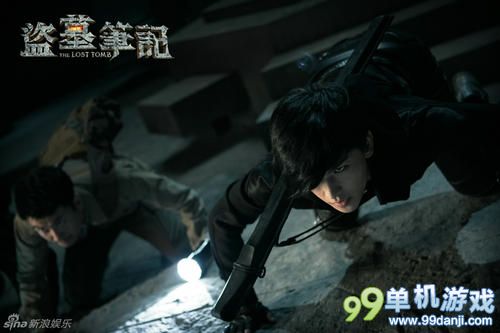 《盗墓笔记》剧透合影照：张晓晨饰演解雨臣