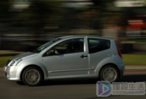 中型客车可以载多少人