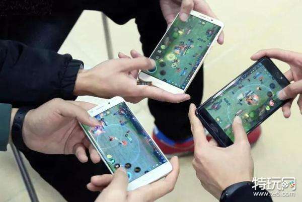 推荐这三款游戏赚钱软件_什么游戏赚钱最快