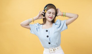 爱的无可救药歌词(李小璐爱的无可救药歌曲简介)