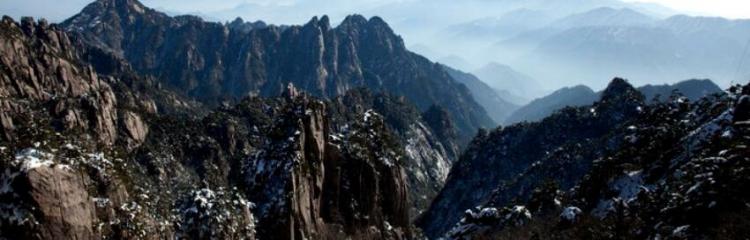 五岳归来不看山下一句是什么