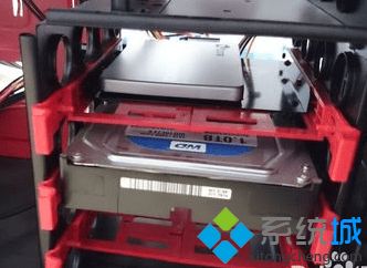 台式机如何安装机械硬盘？给台式电脑安装机械硬盘的详细步骤