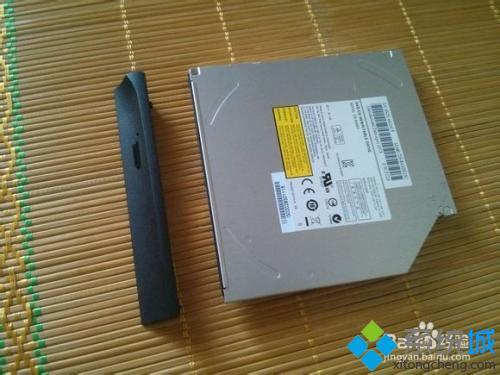 光驱如何加装固态硬盘_光驱位加装固态硬盘教程