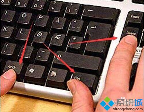 win10开机桌面没图标怎么办_完美解决win10开机桌面没图标的问题