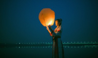 四张机歌词(四张机歌词全文)