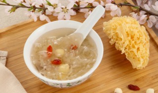 怎样煮银耳汤才粘稠(银耳汤怎么做才粘稠)