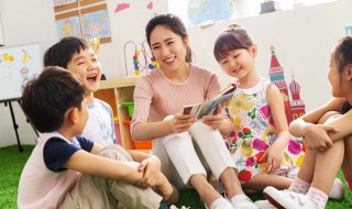 白龙马蹄朝西歌词全文(白龙马完整歌词)