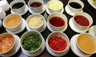 吃火锅蘸料怎么调好吃(火锅蘸料种类)
