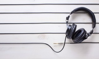 我是真的受伤了歌词(我真的受伤了歌曲信息)