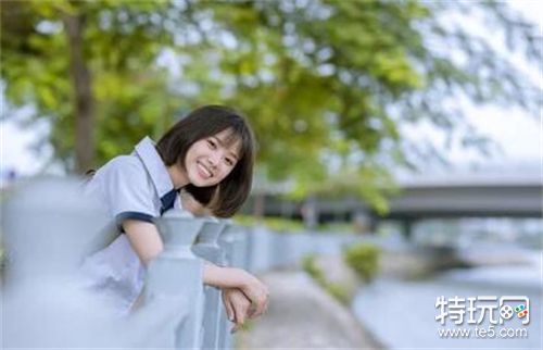 学生挣钱最快的游戏排行榜_适合学生党快速赚钱的游戏软件有哪些