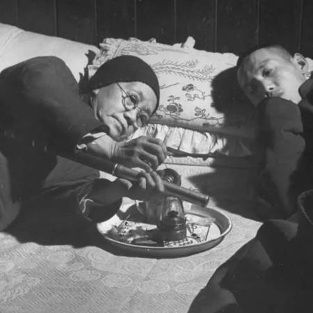 长期吸食鸦片会使人丧失什么功能？
