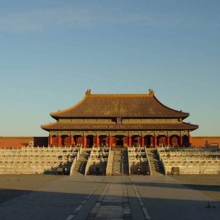 故宫建成于哪个朝代？