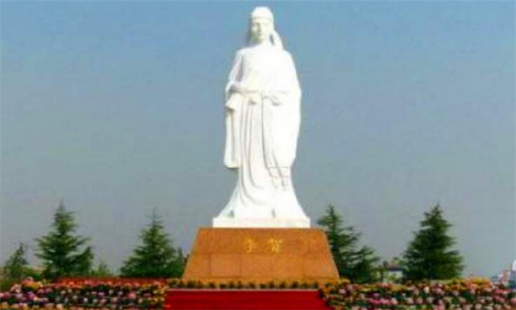 呕心沥血的主人公是谁