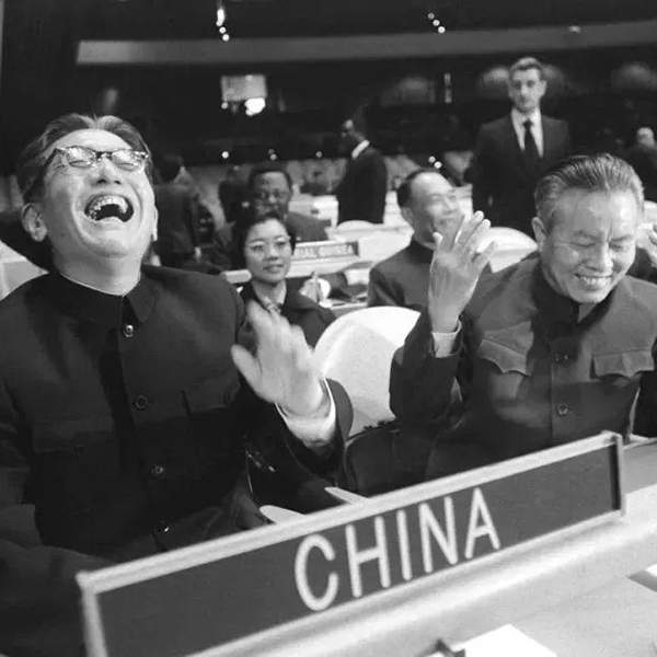 1971年10月25日是第几届联合国大会？