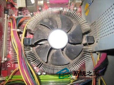 电脑开机提示CPU Fan Error是什么意思？怎么解决？