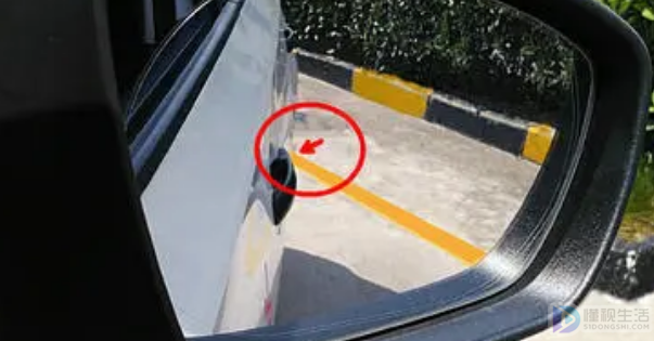 科二侧方位停车步骤