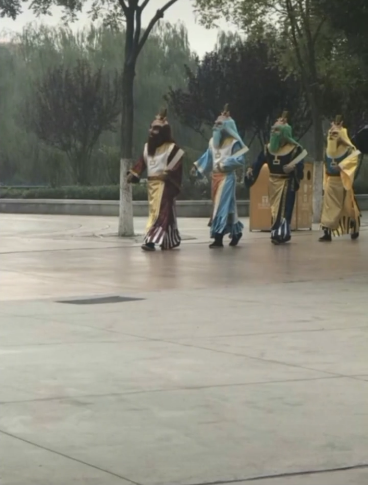 抖音四海龙王图片下载(四海龙王最近多雨图片分享)