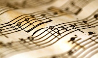 我多想抱着你哭歌词(歌曲我多想抱着你哭歌词)