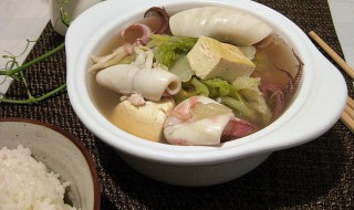 如何做笔管鱼炖豆腐(简单好做笔管炖豆腐的方法)