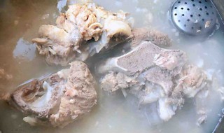 排骨煮了20分钟熟了吗(排骨煮了20分钟是不是熟了)