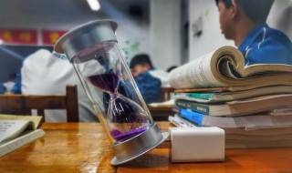 鼓励孩子继续努力的文案(激励孩子的经典语句)