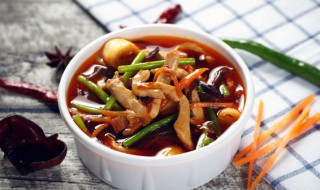 瘦肉炒什么配菜好吃(瘦肉炒啥配菜好吃)