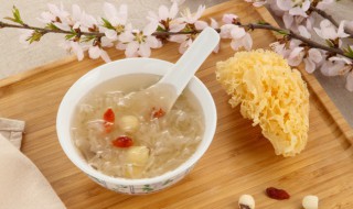 银耳羹的做法怎么粘稠(银耳羹粘稠的做法)