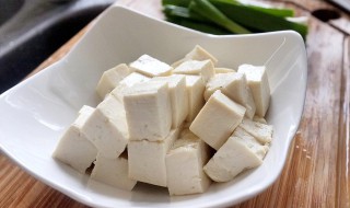 内酯豆腐和豆腐的区别(两者之间有什么不同)