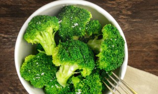 炒什么素菜好吃又简单(炒什么素菜好吃)