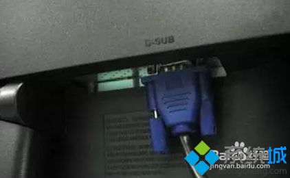 笔记本屏幕突然花屏怎么回事_显示器无缘无故花屏的处理办法