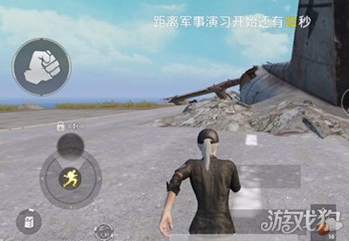 和平精英队友被击倒怎么办?(盲目去扶必被打)