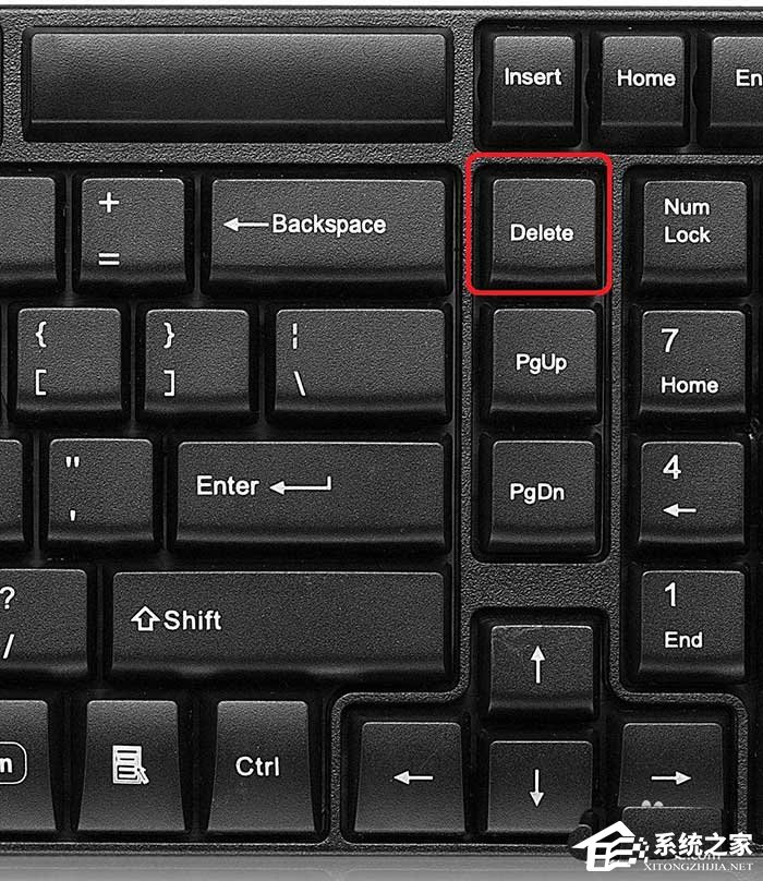 Word两个表格怎么拼接无缝隙？