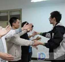 怎么样学跳交谊舞?